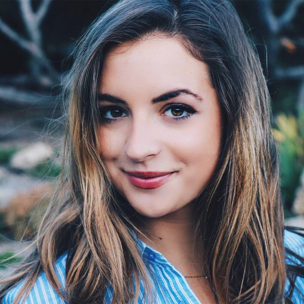 Meet your Posher, Zoë